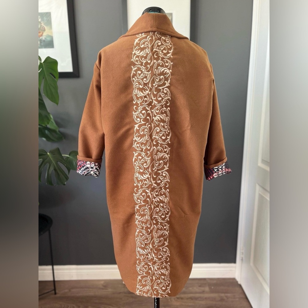 Embroidered coat, crafted from upcycled blanket, fully lined, ladies' size XS-S - Picture 6 of 11